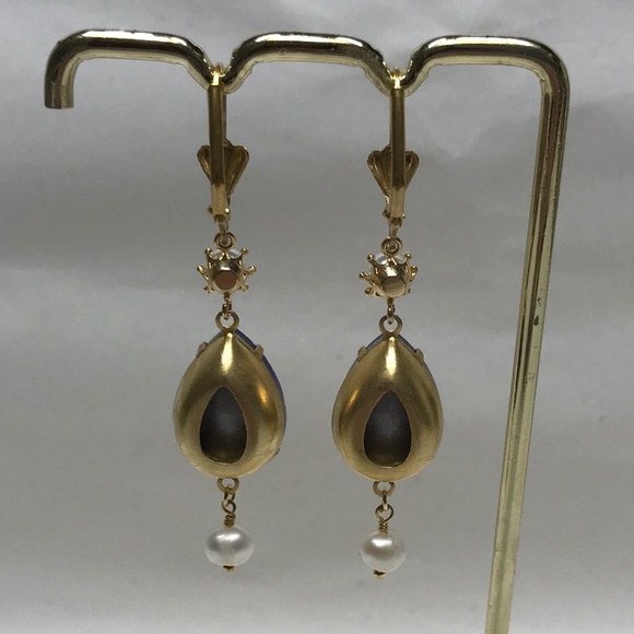 Moiraine’s Teardrop Sapphire & Pearl Earrings Wheel of Time Handmade Replicas - Picture 10 of 16